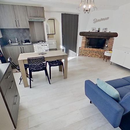 Gite « L'Escapade Cabassoise » Cabasse ภายนอก รูปภาพ